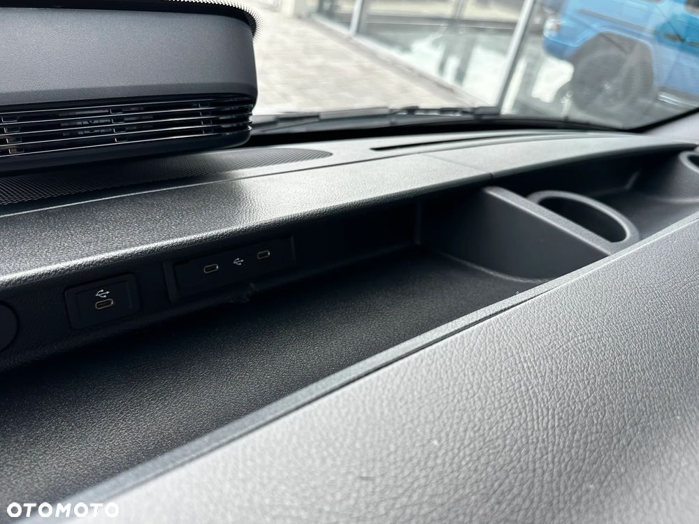 Mercedes-Benz Sprinter - 20