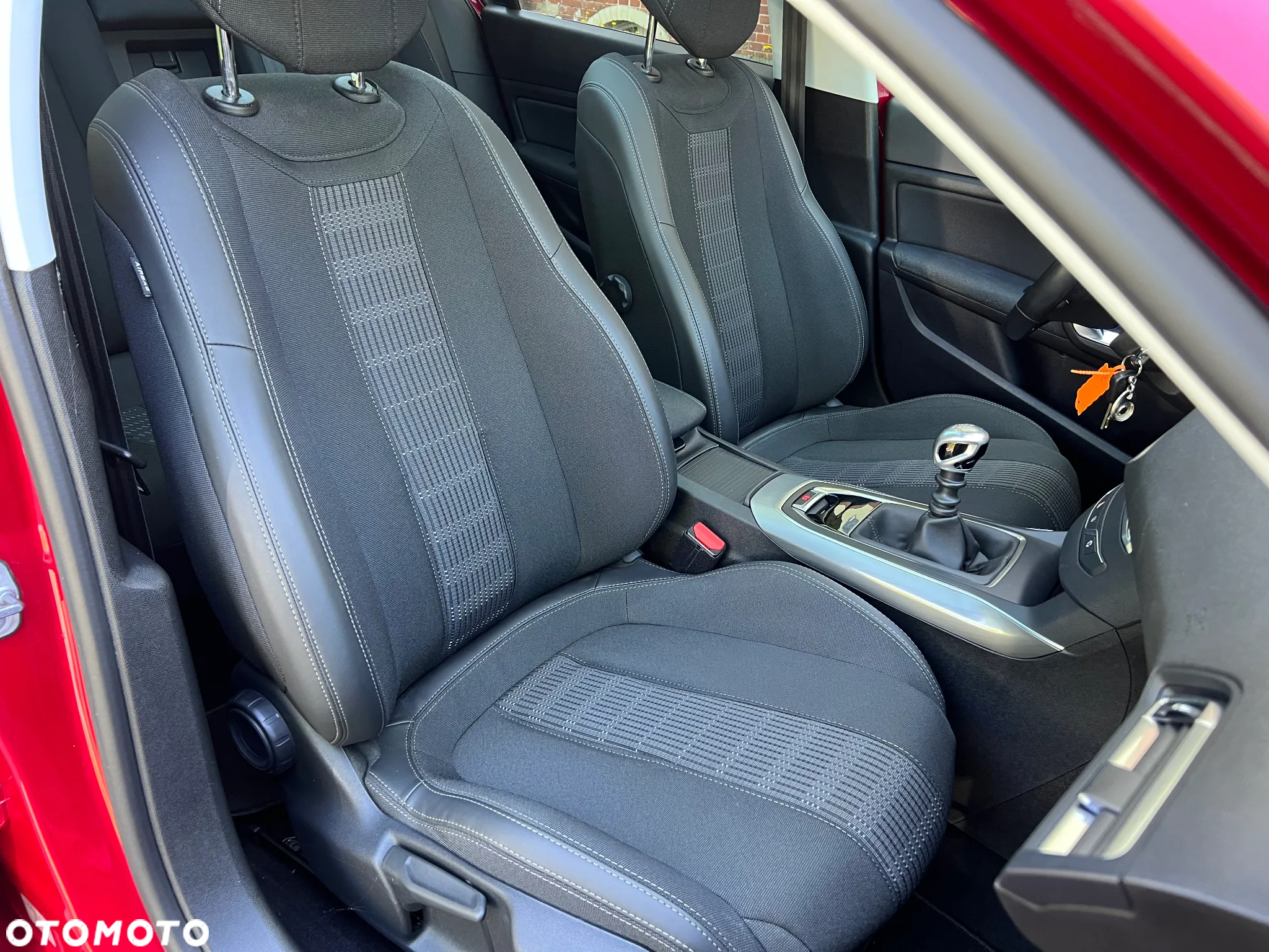 Peugeot 308 1.2 PureTech Allure S&S - 11