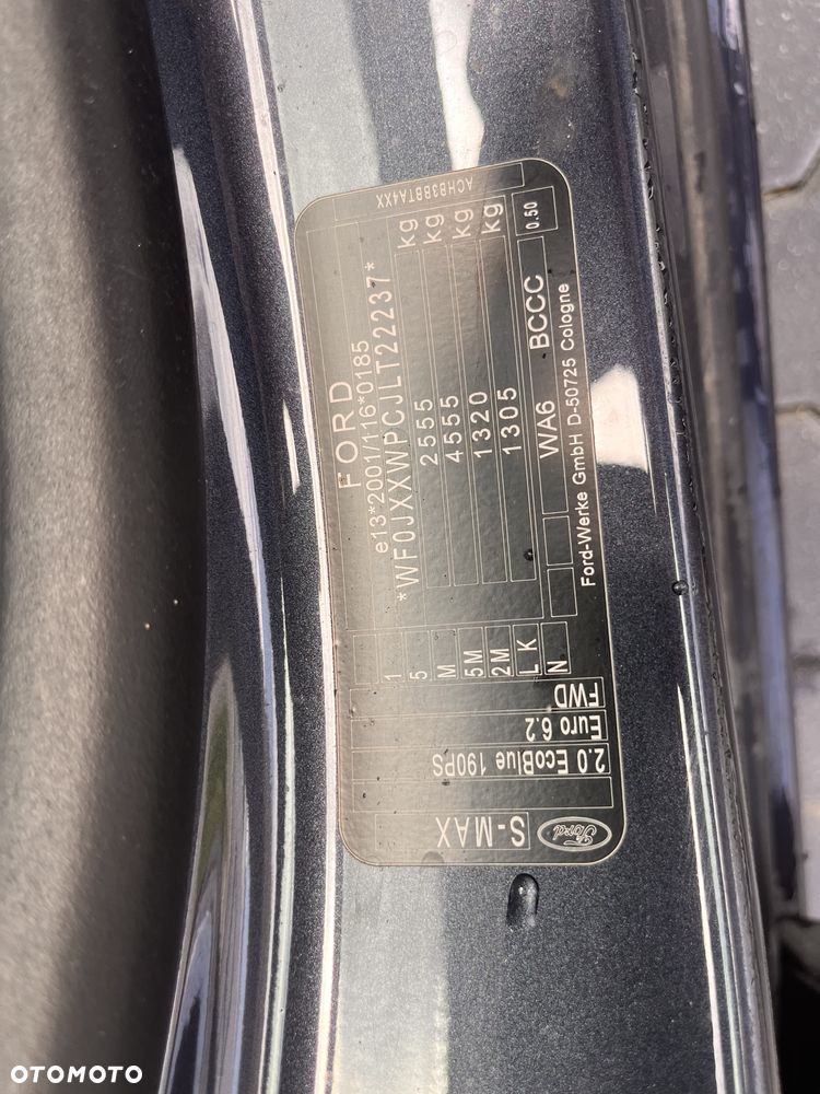 Ford S-Max - 8