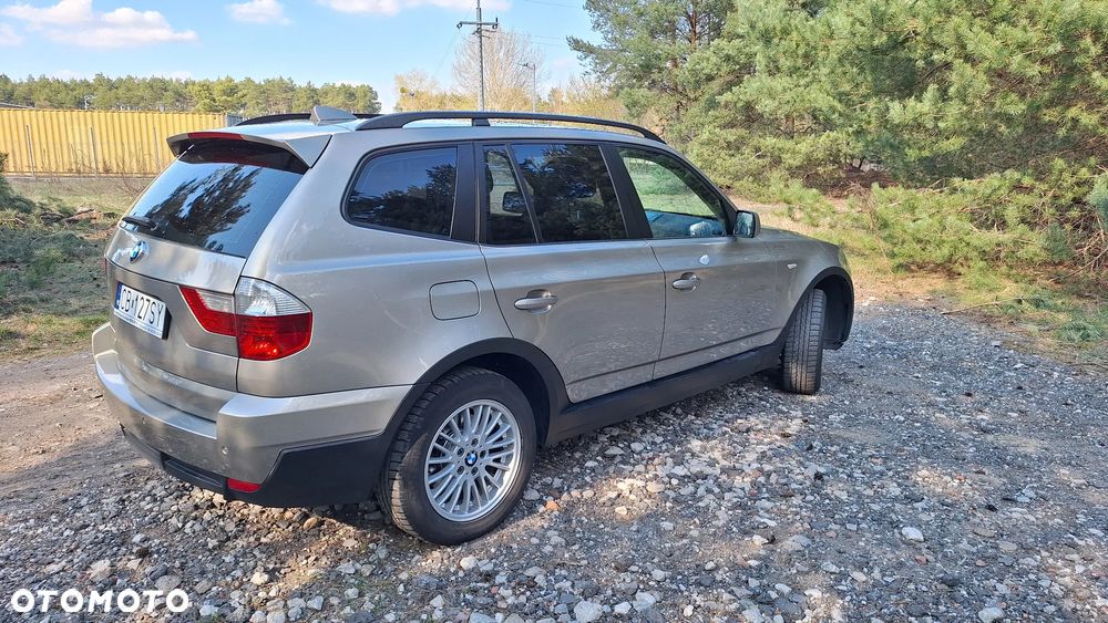 BMW X3 2.5si - 4