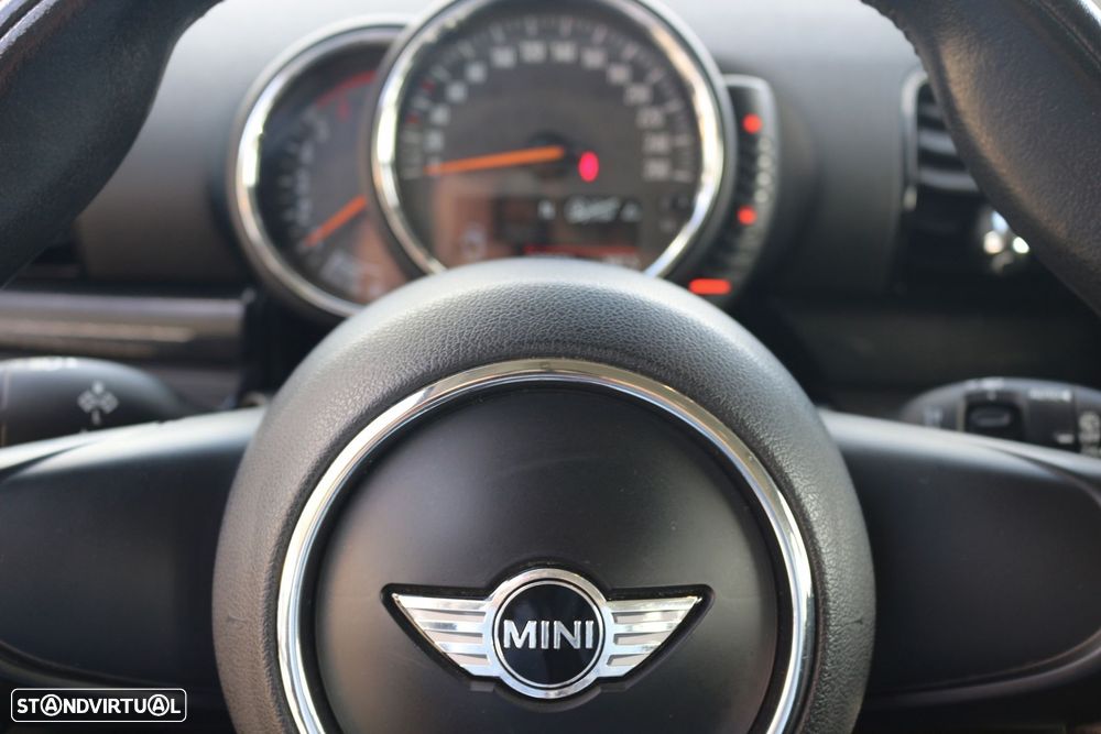 MINI Clubman One D - 26