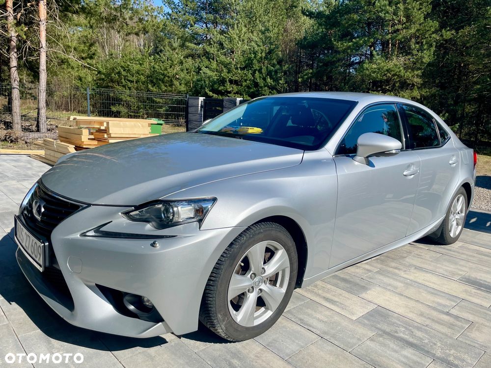 Lexus IS 300h Elegance - 1