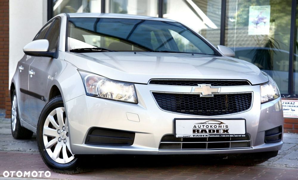 Chevrolet Cruze 1.6 LT+ - 16