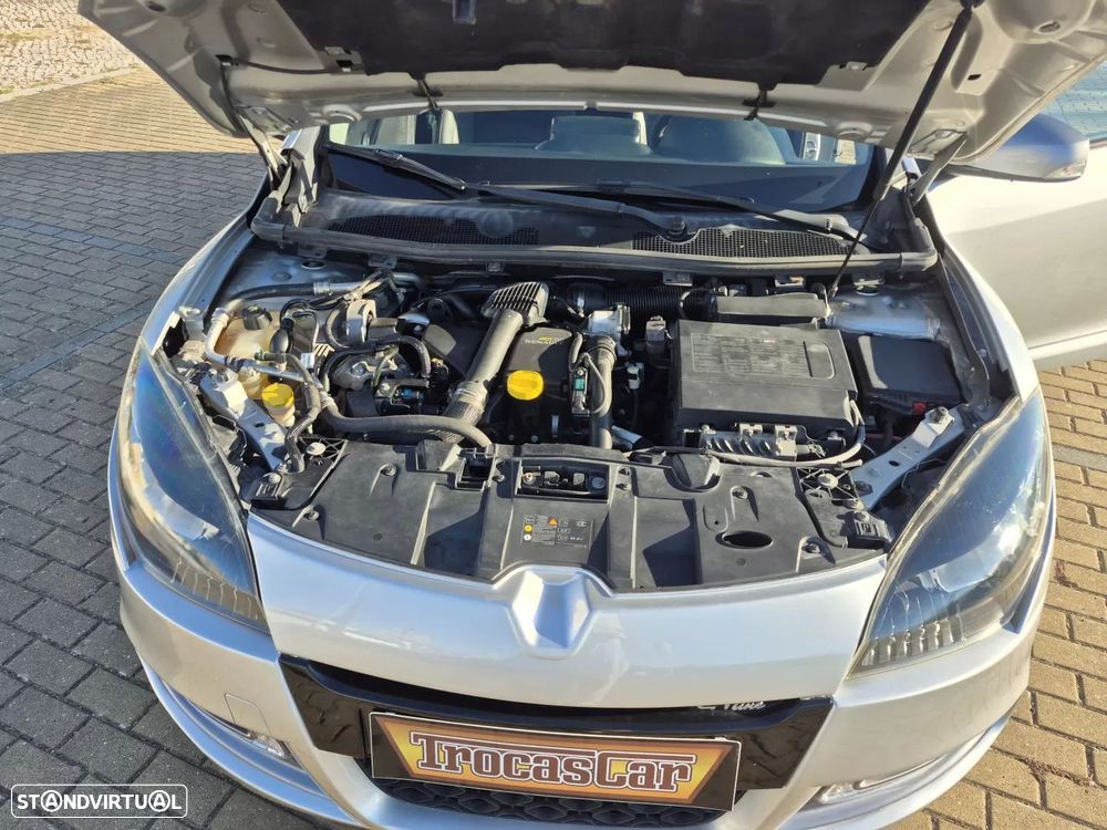 Renault Mégane Sport Tourer - 10