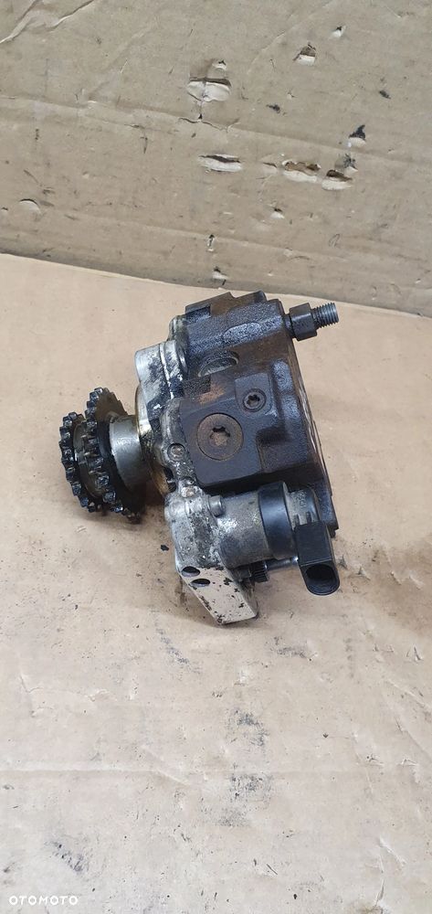 Pompa wtryskowa paliwa BMW 3 E90 7798333 - 1