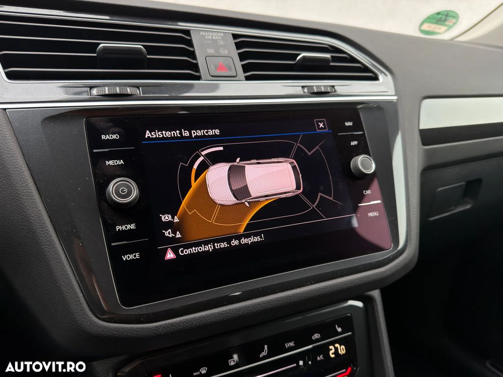 Volkswagen Tiguan 2.0 TDI SCR 4MOTION DSG Elegance - 22