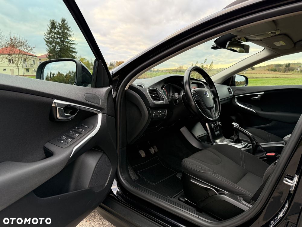 Volvo V40 Cross Country D2 Drive-E Momentum - 7