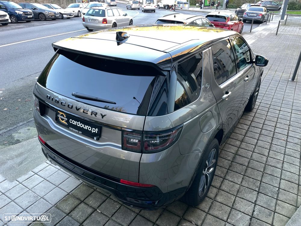Land Rover Discovery Sport - 13