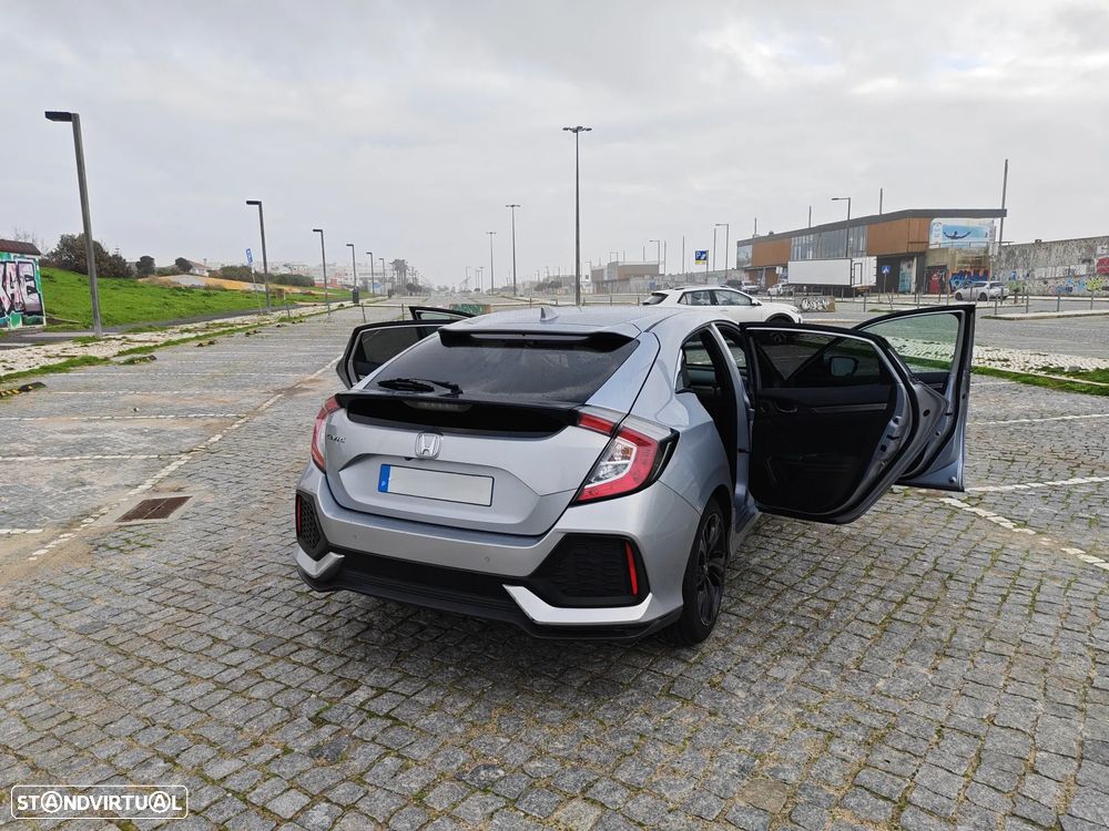 Honda Civic 1.0 i-VTEC Elegance CVT Navi - 10