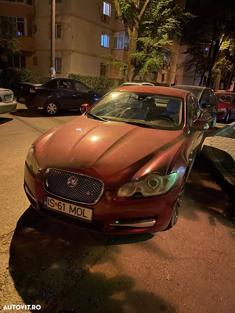 Jaguar XF 2.7D Luxury - 24