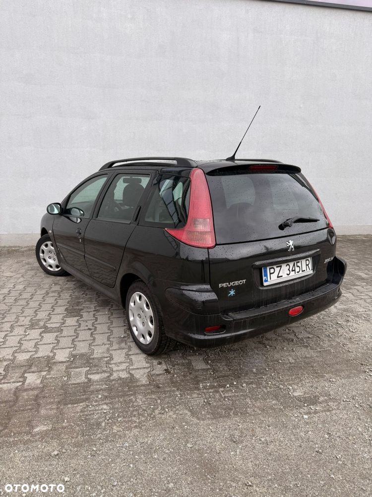 Peugeot 206 - 3