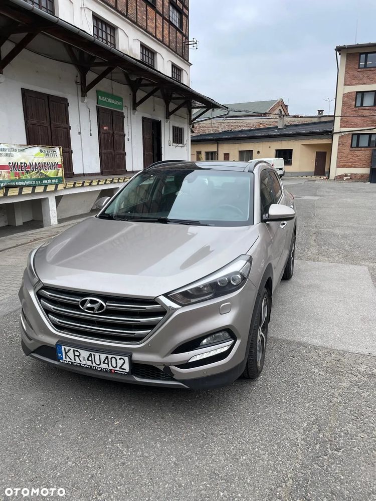 Hyundai Tucson - 1