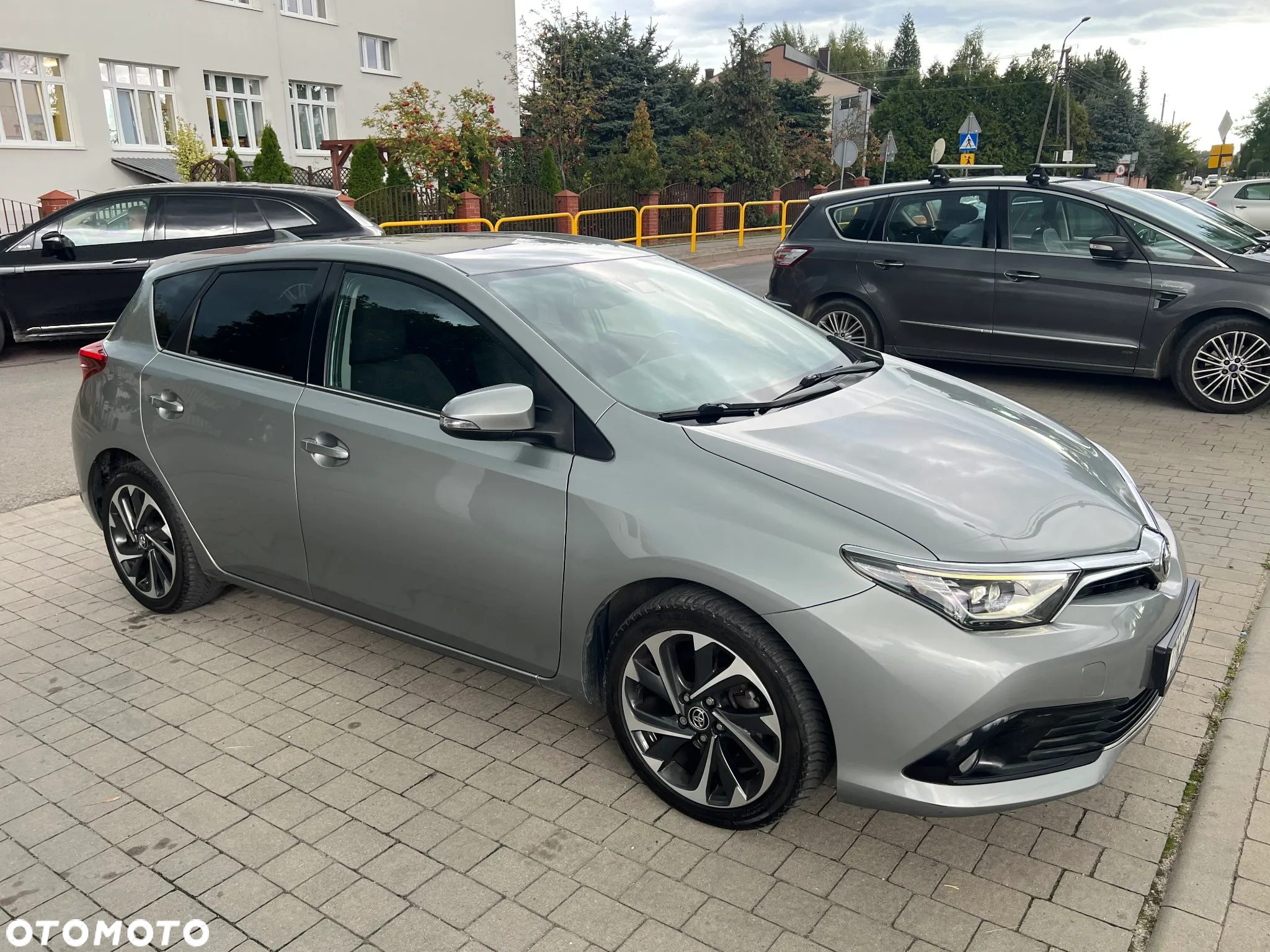 Toyota Auris 1.2 T Premium - 2