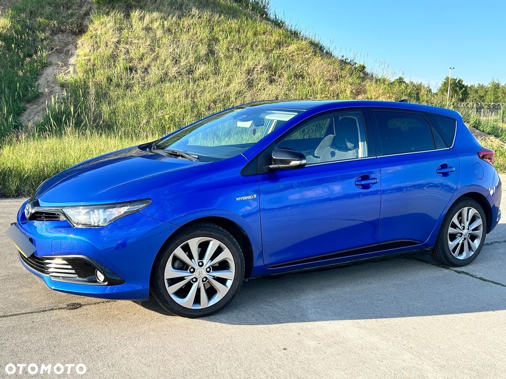 Toyota Auris - 1
