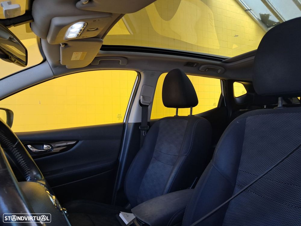 Nissan Qashqai 1.5 dCi 360 - 11