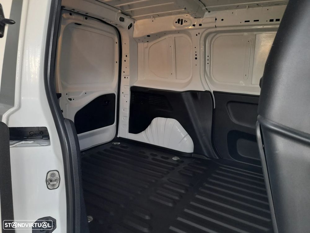 Peugeot Partner 1.6 BlueHDi L1 Pro 3L - 22