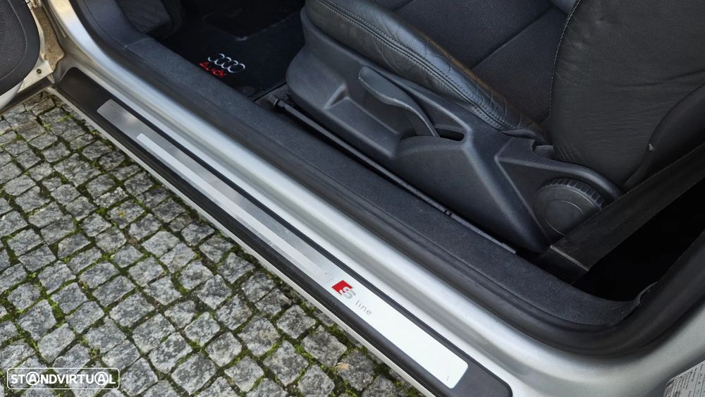 Audi A3 Cabrio 1.6 TDi S-line - 19