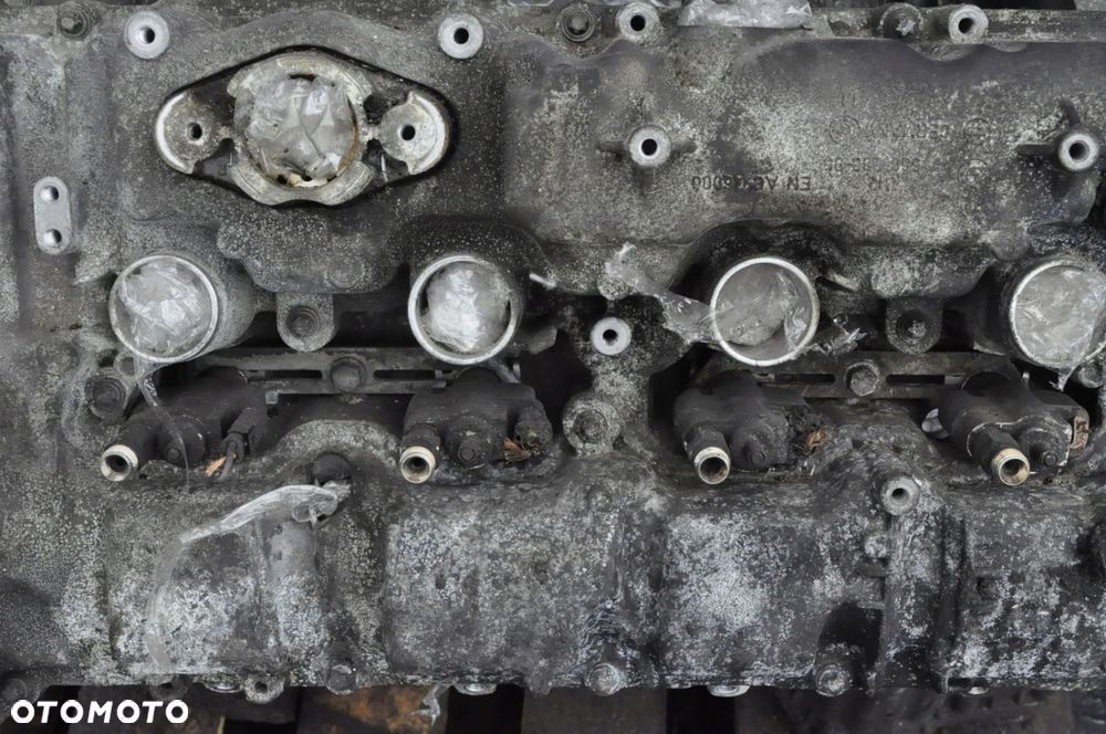 BMW 7 F01 F02 F10 F11 F12 4.4 V8 SILNIK N63B44A - 11