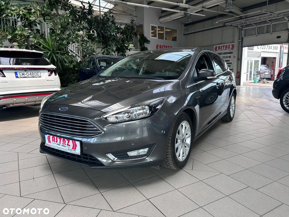 Ford Focus 1.5 EcoBoost Titanium ASS - 3