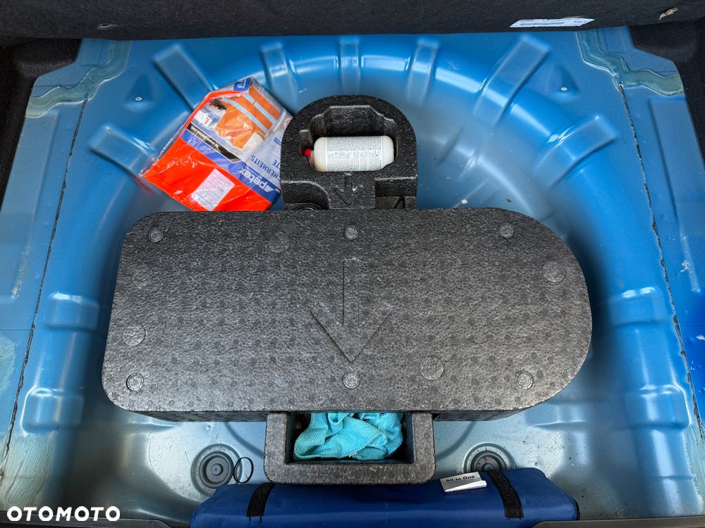 Ford Focus 1.5 EcoBlue Start-Stopp-System TITANIUM - 28