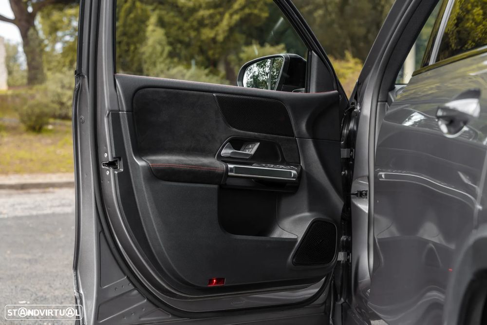 Mercedes-Benz GLB 35 AMG 4Matic Speedshift DCT 8G - 13