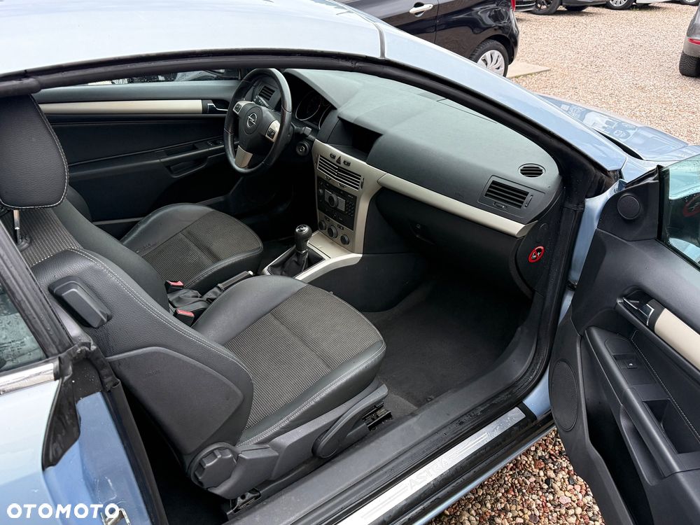 Opel Astra 1.6 Catch me now - 11