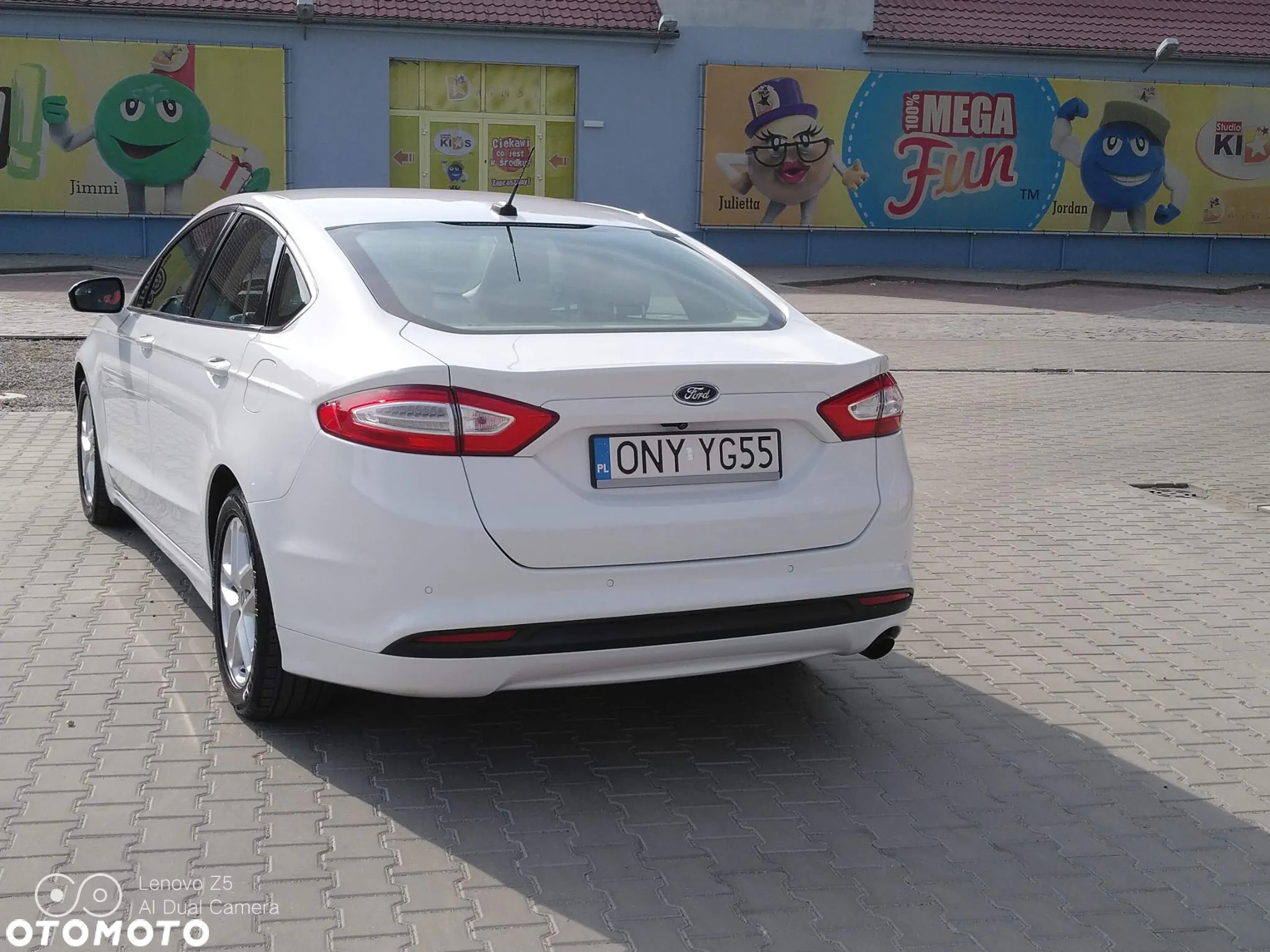 Ford Fusion - 10
