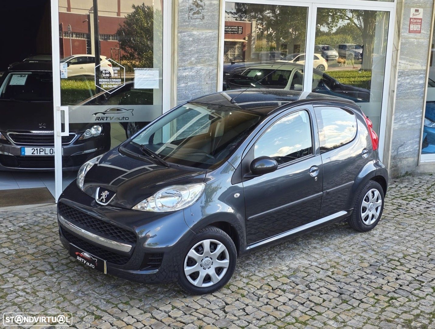 Peugeot 107 1.0 Style - 1