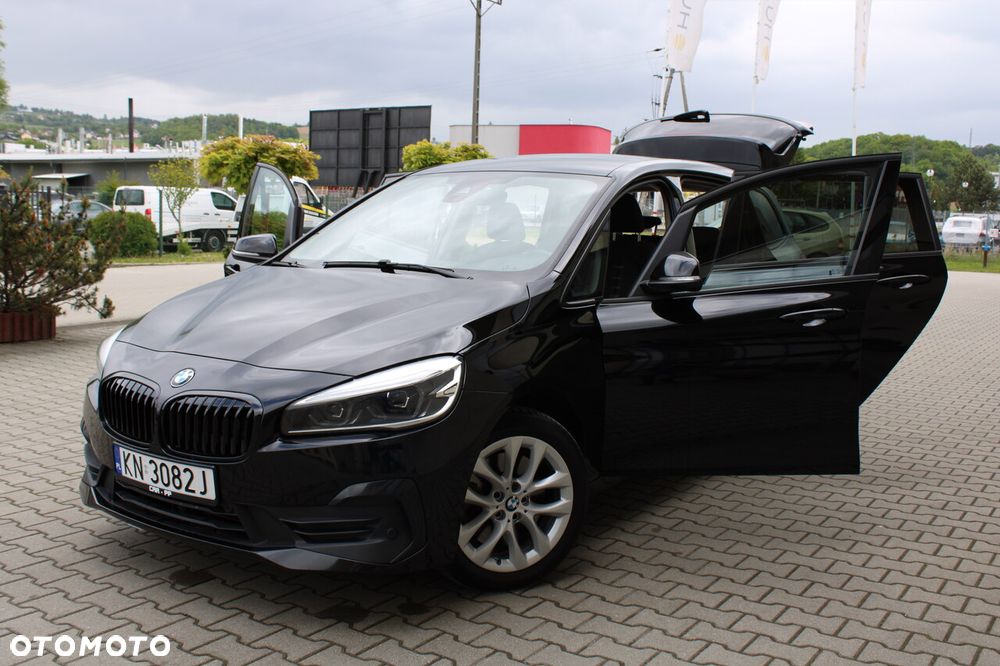 BMW Seria 2 218d xDrive Sport Line - 17