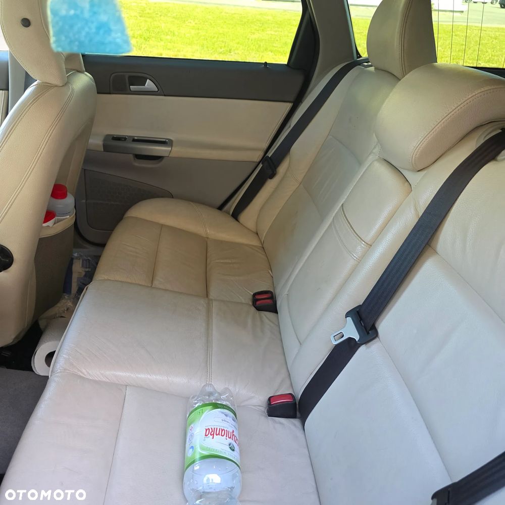 Volvo V50 T5 AWD Summum - 2