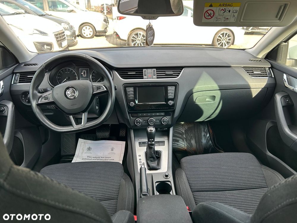 Skoda Octavia 2.0 TDI Elegance DSG - 14