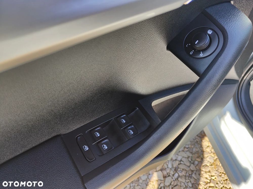 Skoda Octavia 1.5 TSI ACT Style DSG - 29