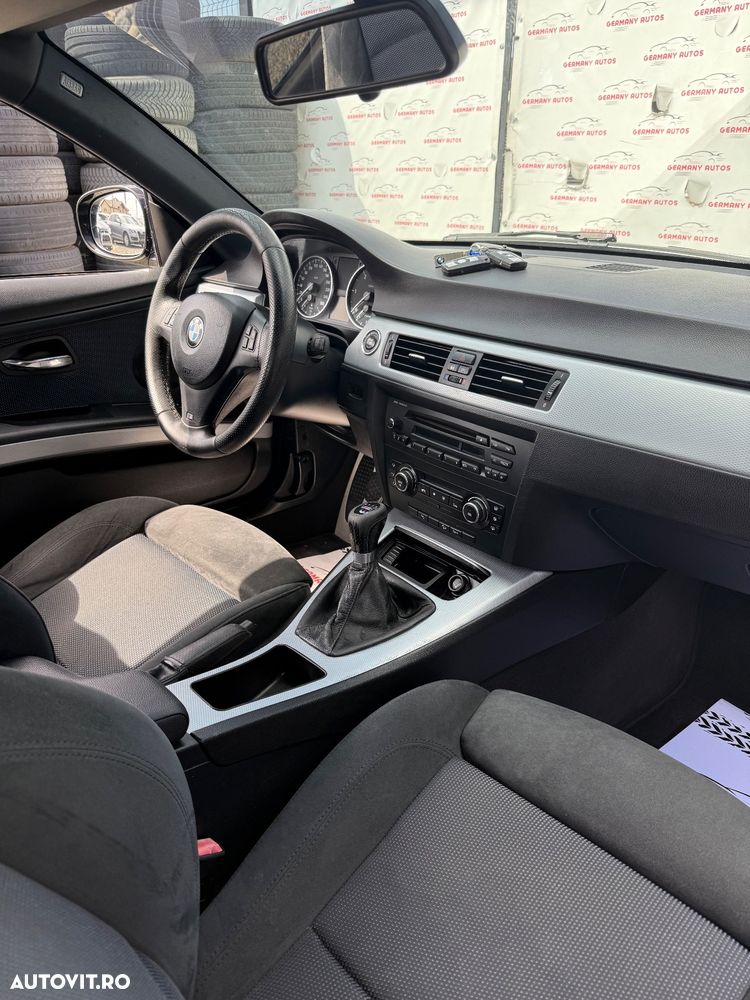 BMW Seria 3 320Cd Coupe - 22