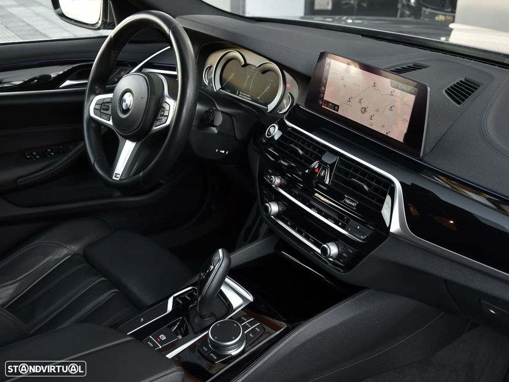 BMW 520 d Pack M Auto - 24
