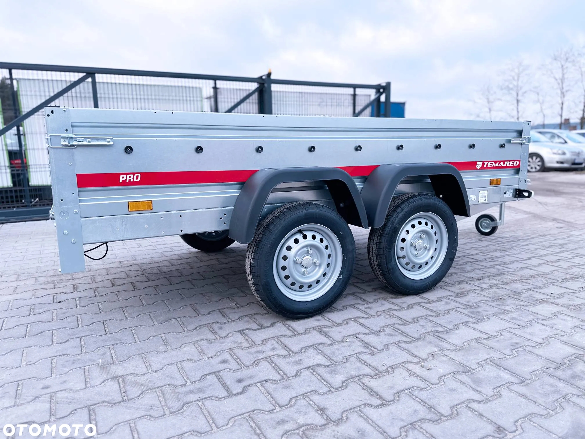 Temared PRO 2612/2 Przyczepka samochodowa 264x126cm dwuosiowa - 4