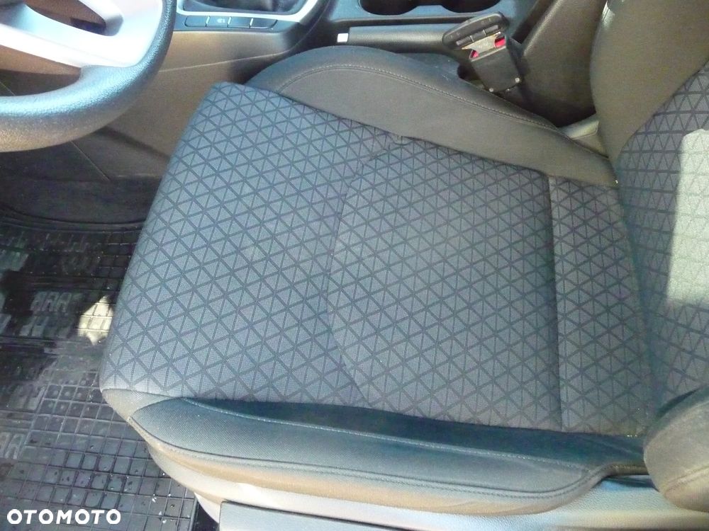 Kia Ceed - 18