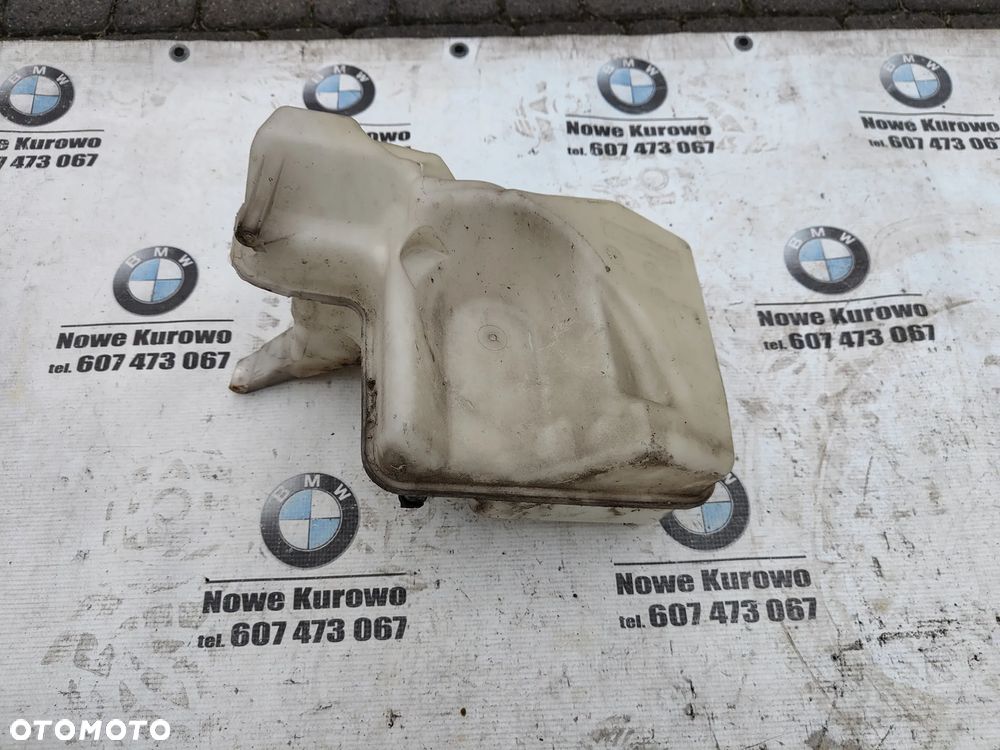 BMW E60 E61 Zbiornik płynu spryskiwaczy 7055349 7148068 - 4