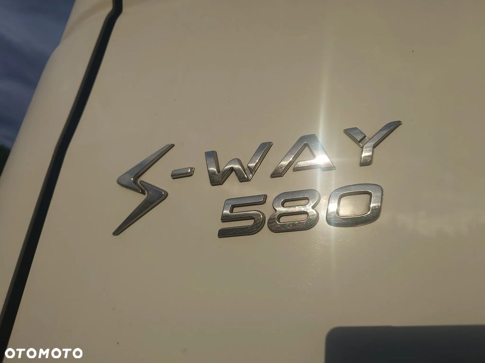 Iveco S-WAY 580 - 2