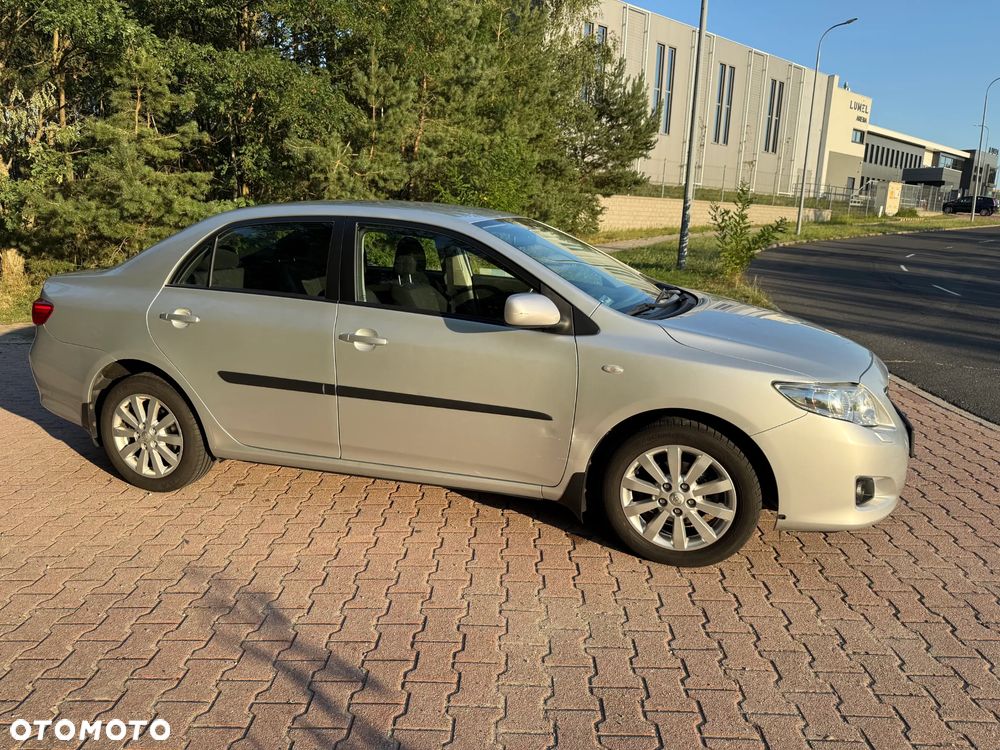 Toyota Corolla 1.4 D-4D Luna MM - 2