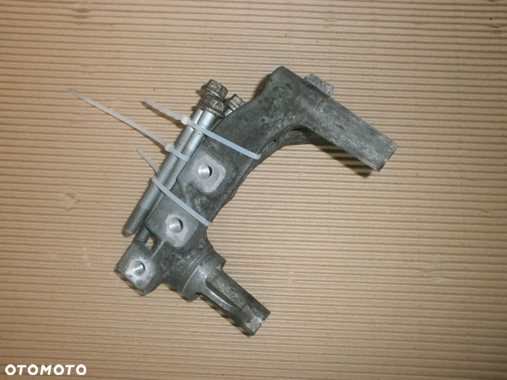 ŁAPA SILNIKA 04L199207E 2.0TDI VW TRANSPOTRER MAN CRAFTER - 1