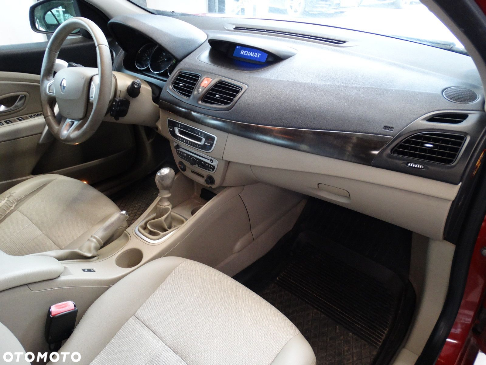 Renault Fluence - 17