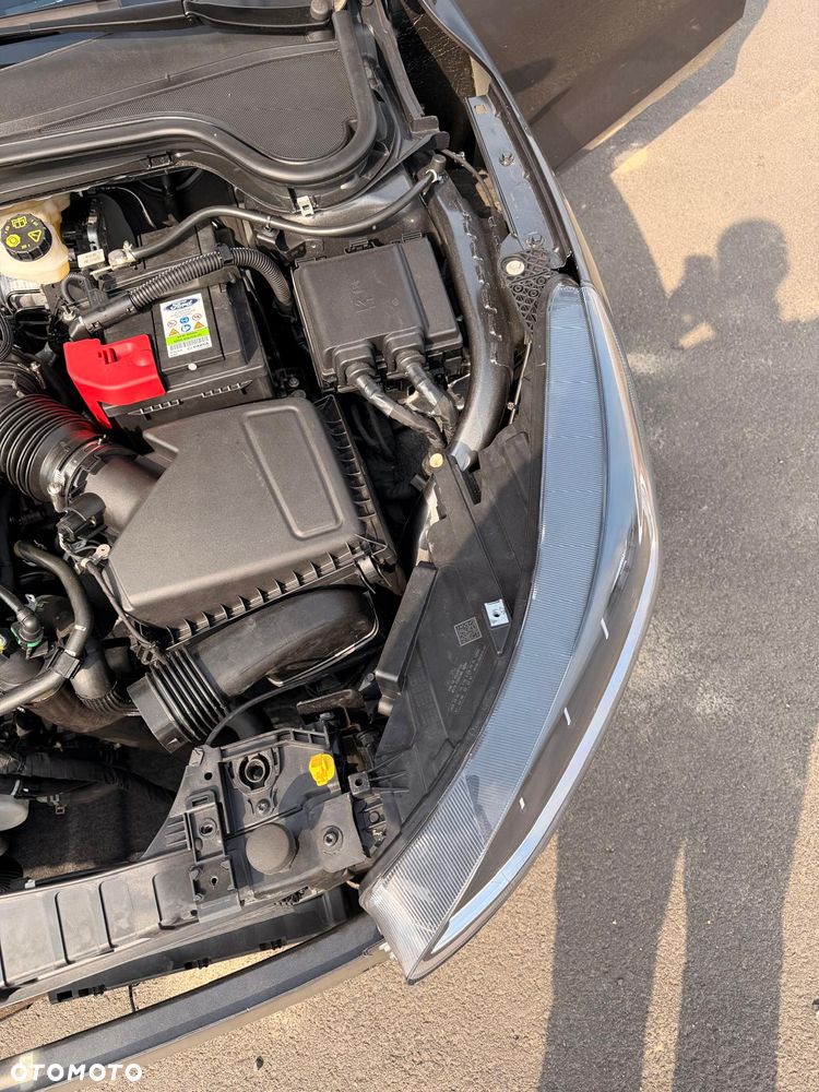 Ford Focus 1.0 EcoBoost Hybrid ST-LINE - 20