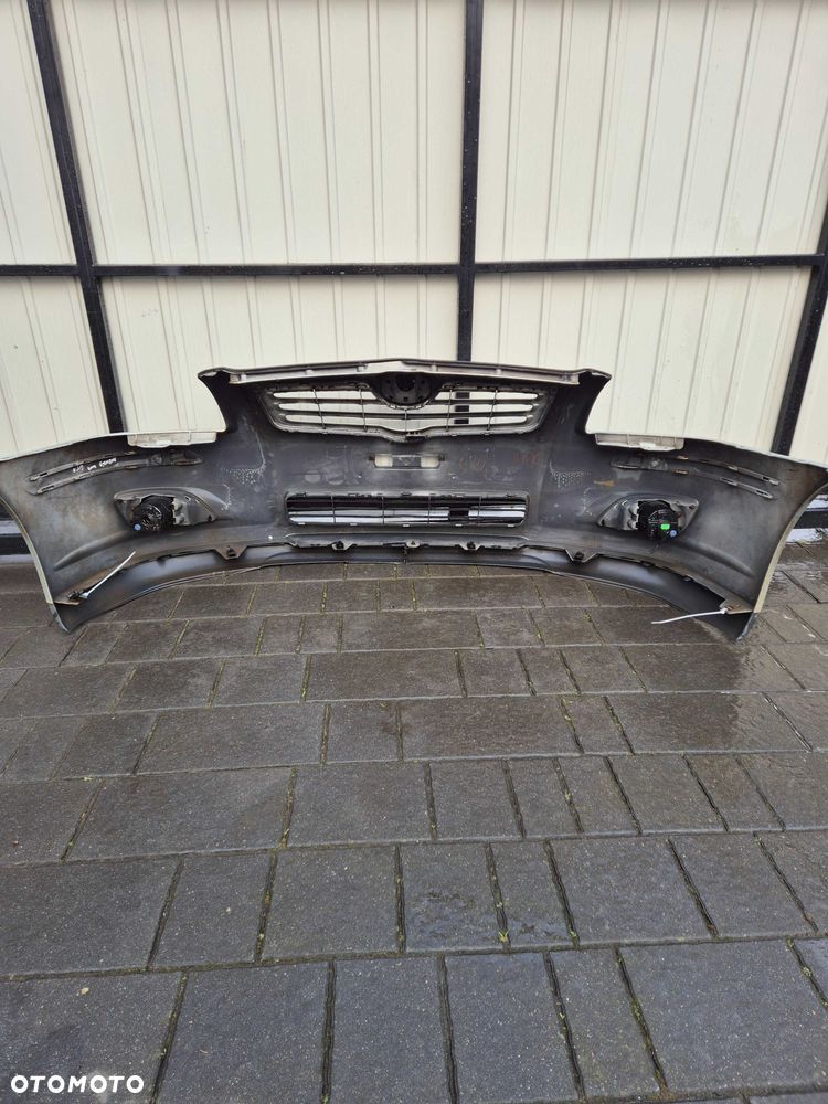 Zderzak przód przedni Toyota Avensis T25 Lift rok 07 kod lak 6T1 - 5