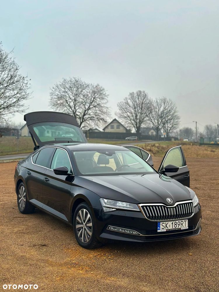 Skoda Superb 2.0 TDI SCR Style DSG - 28