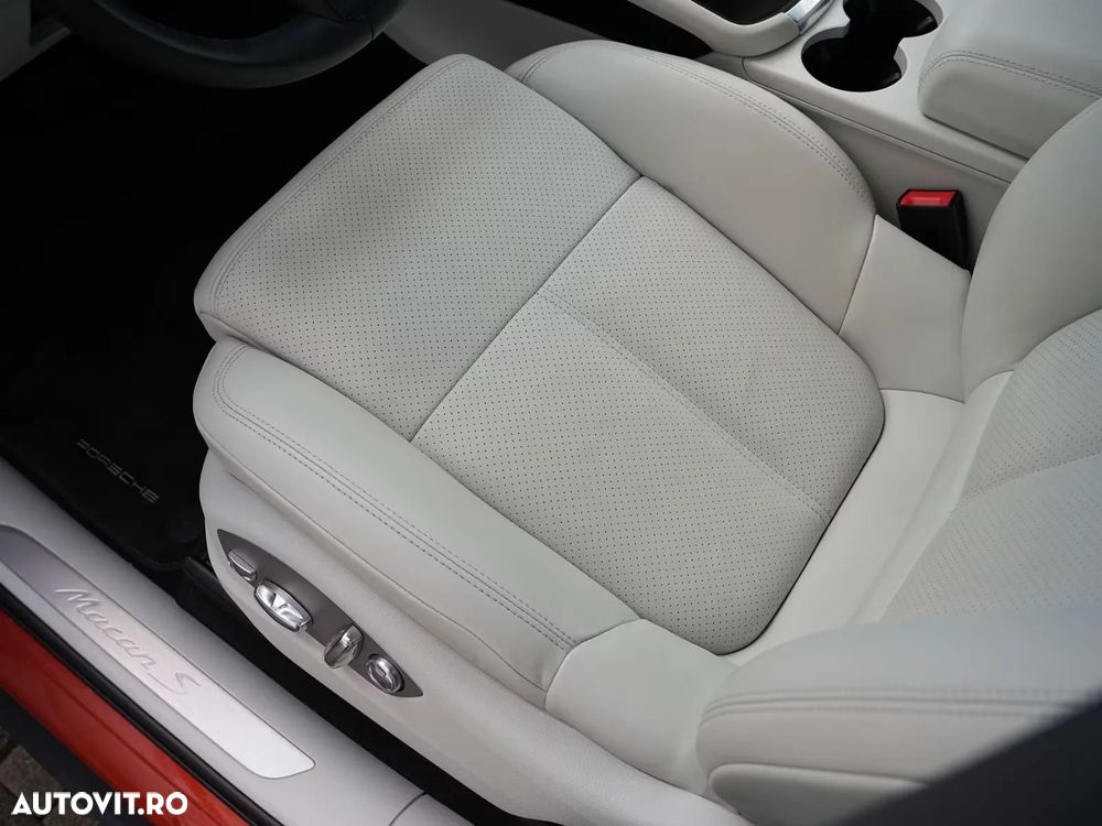 Porsche Macan S - 27