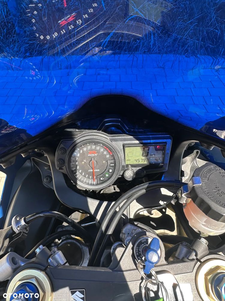 Suzuki GSX-R - 9