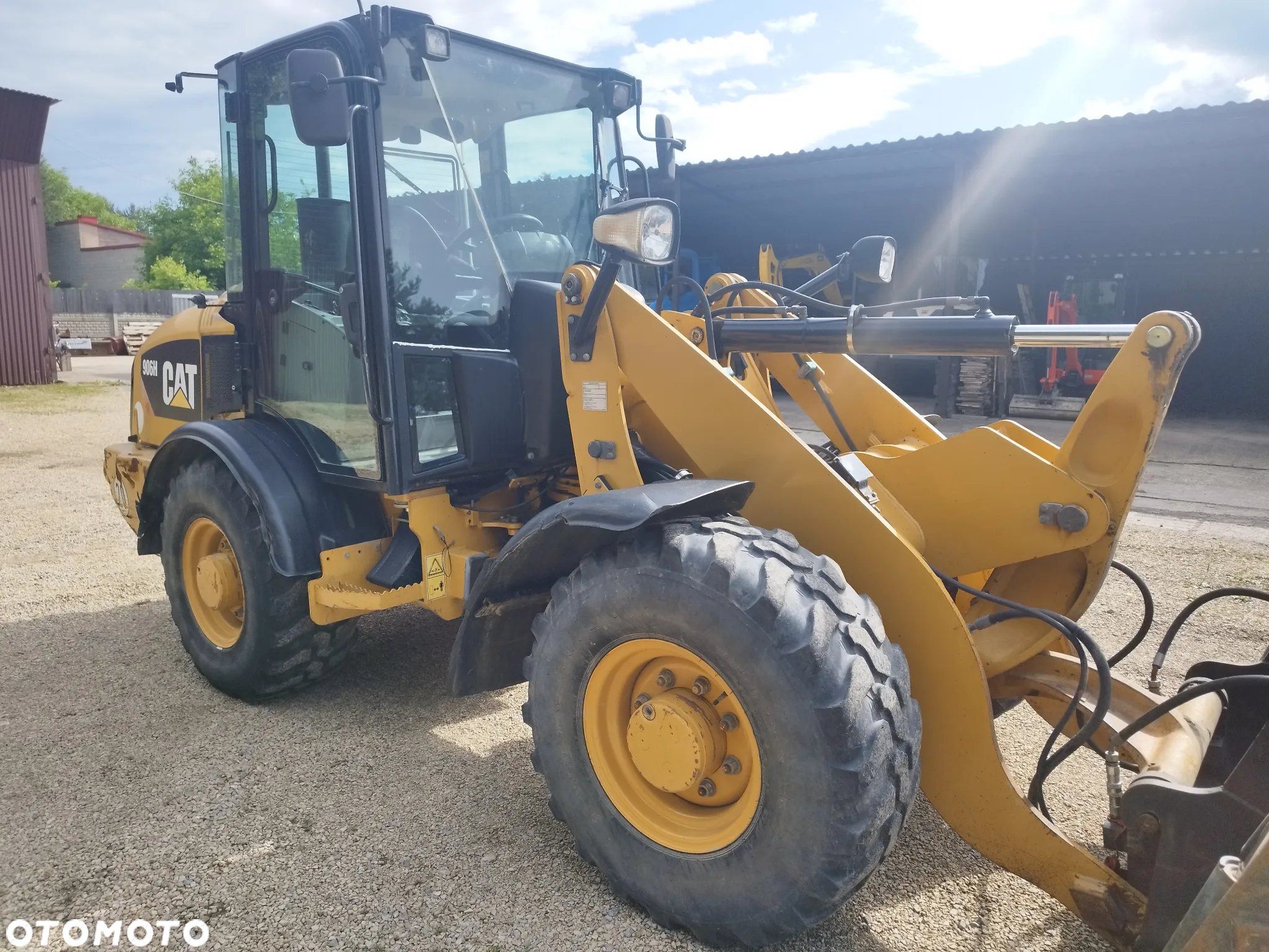 Caterpillar CAT 906 H - 9