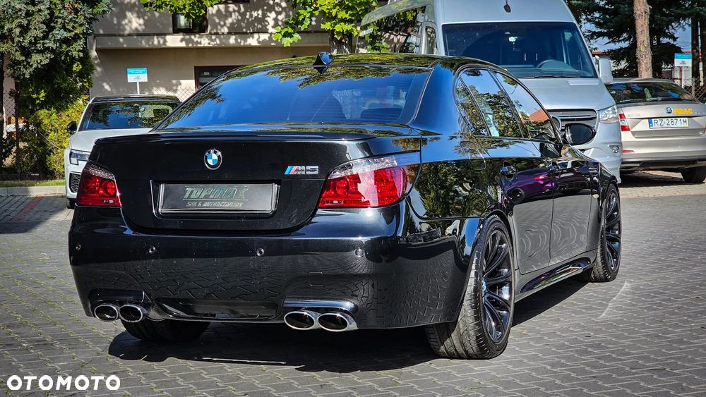 BMW M5 Standard - 32