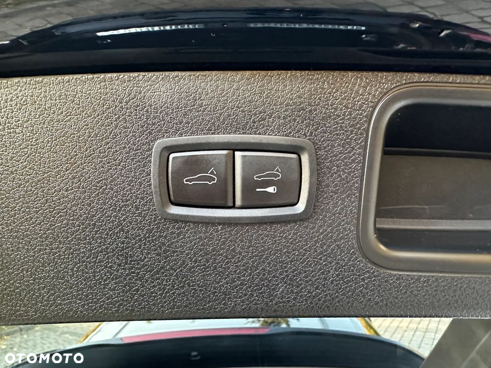 Porsche Macan Standard - 17