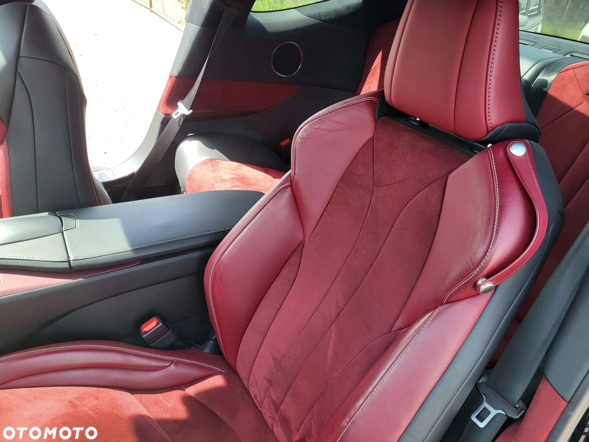 Lexus LC 500h Prestige - 22